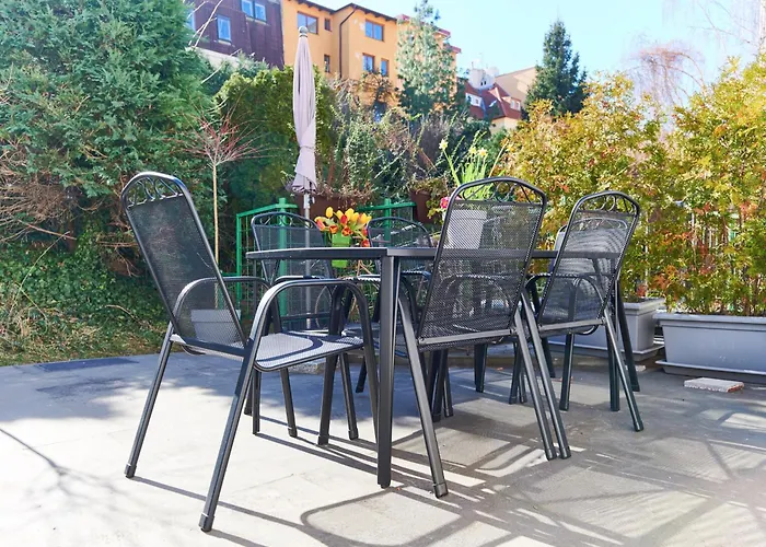 Cozy Apartments With Terrace Near Prague Castle