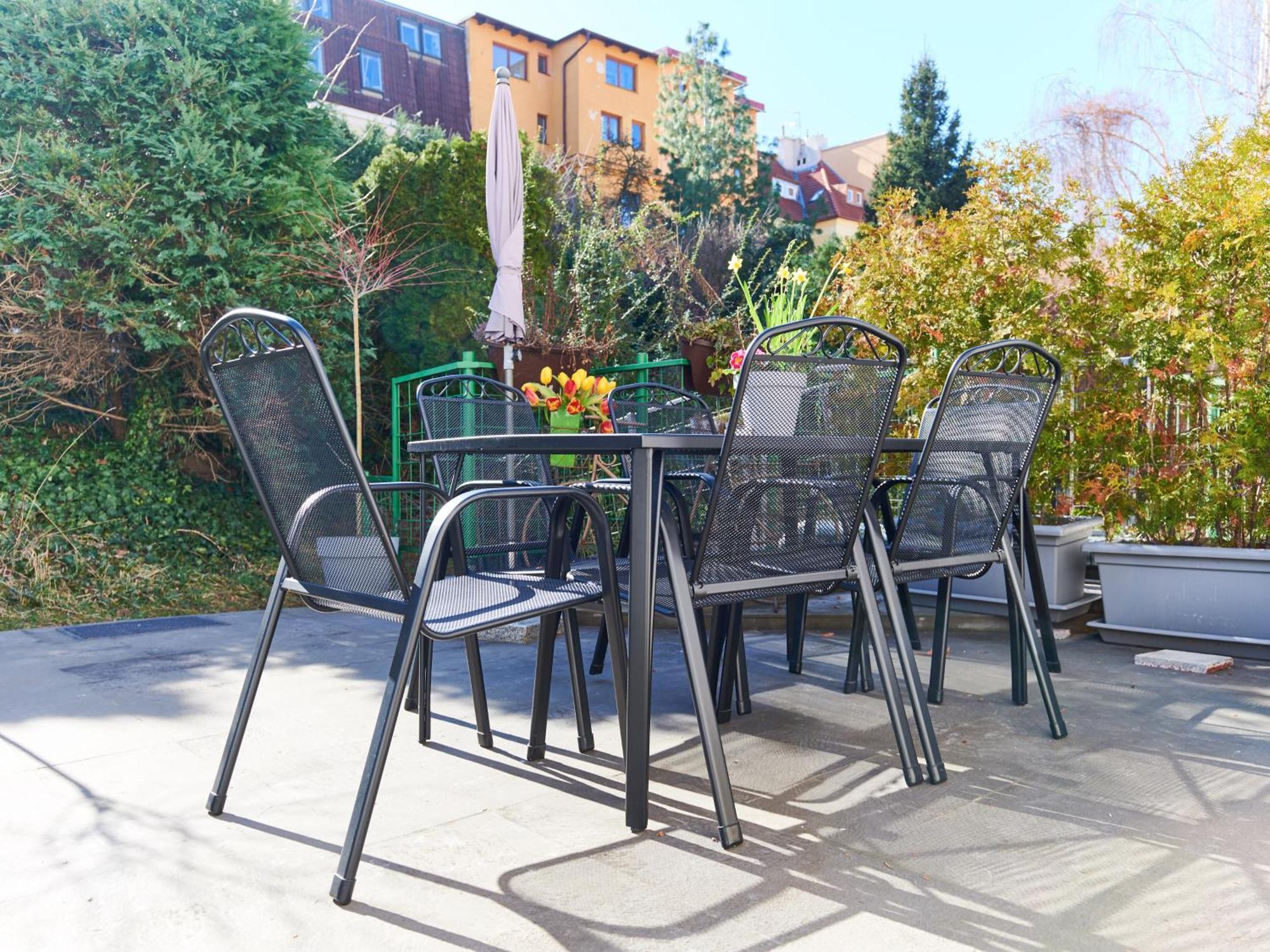 Cozy With Terrace Near Castle Апартаменты *